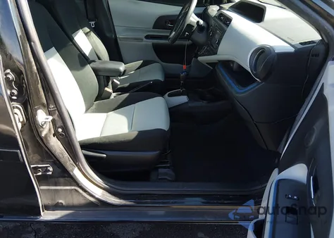 2012 Toyota Prius C Three z USA, uszkodzony, nr VIN JTDKDTB37C1018368